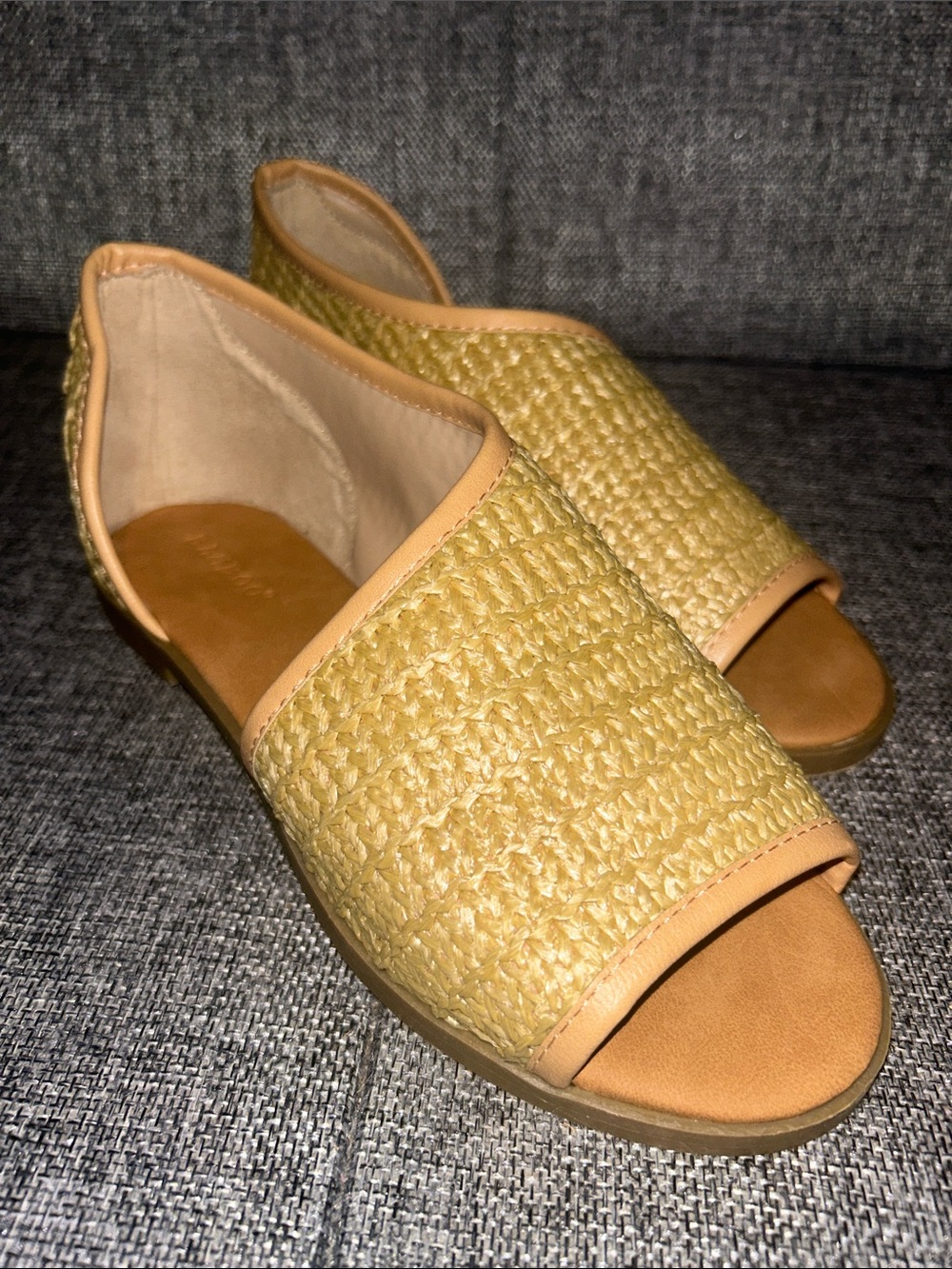 NEW - BAMBOO HIPPE Woven Open-Toe Slide Sandals in Yellow with Tan Trim